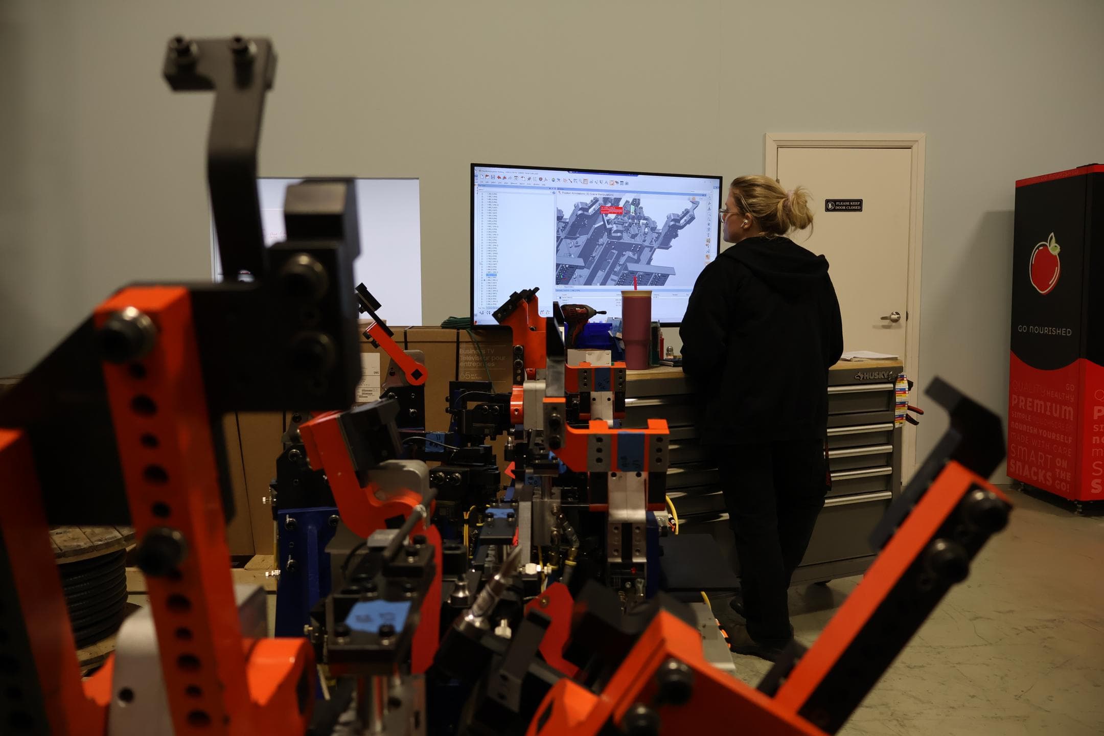 Ethos engineering and shop-floor work supporting lifecycle support